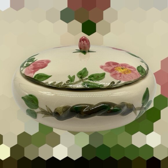 Desert Rose VTG Round Covered Vegetable Dish From Franciscan Ware with Handles - Picture 4 of 15